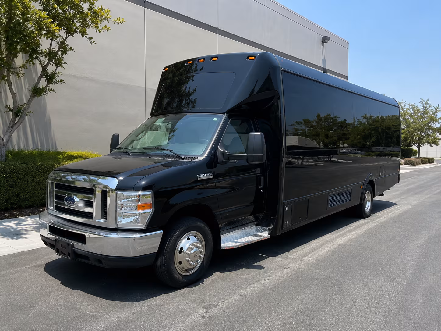 detroit casino party bus rental