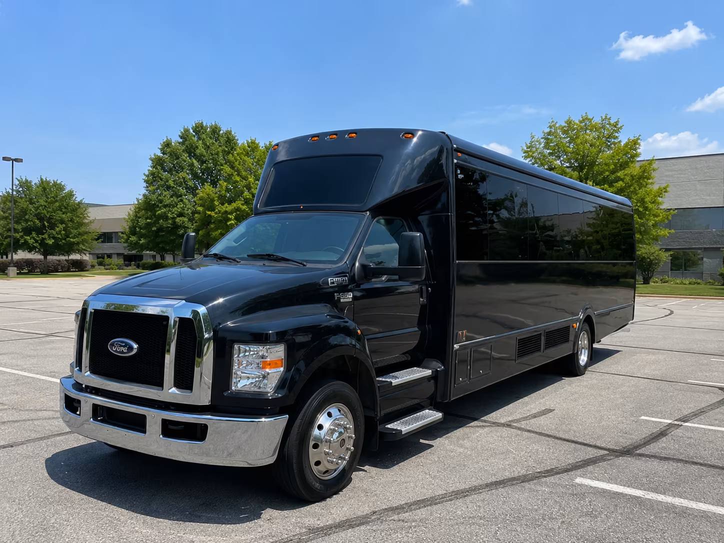 detroit party bus