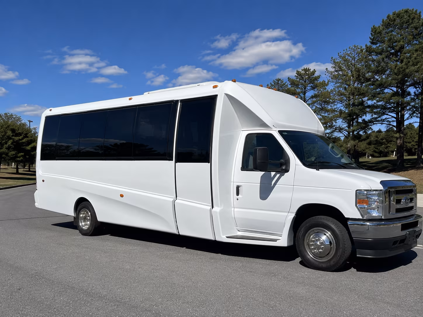 detroit prom party bus rental