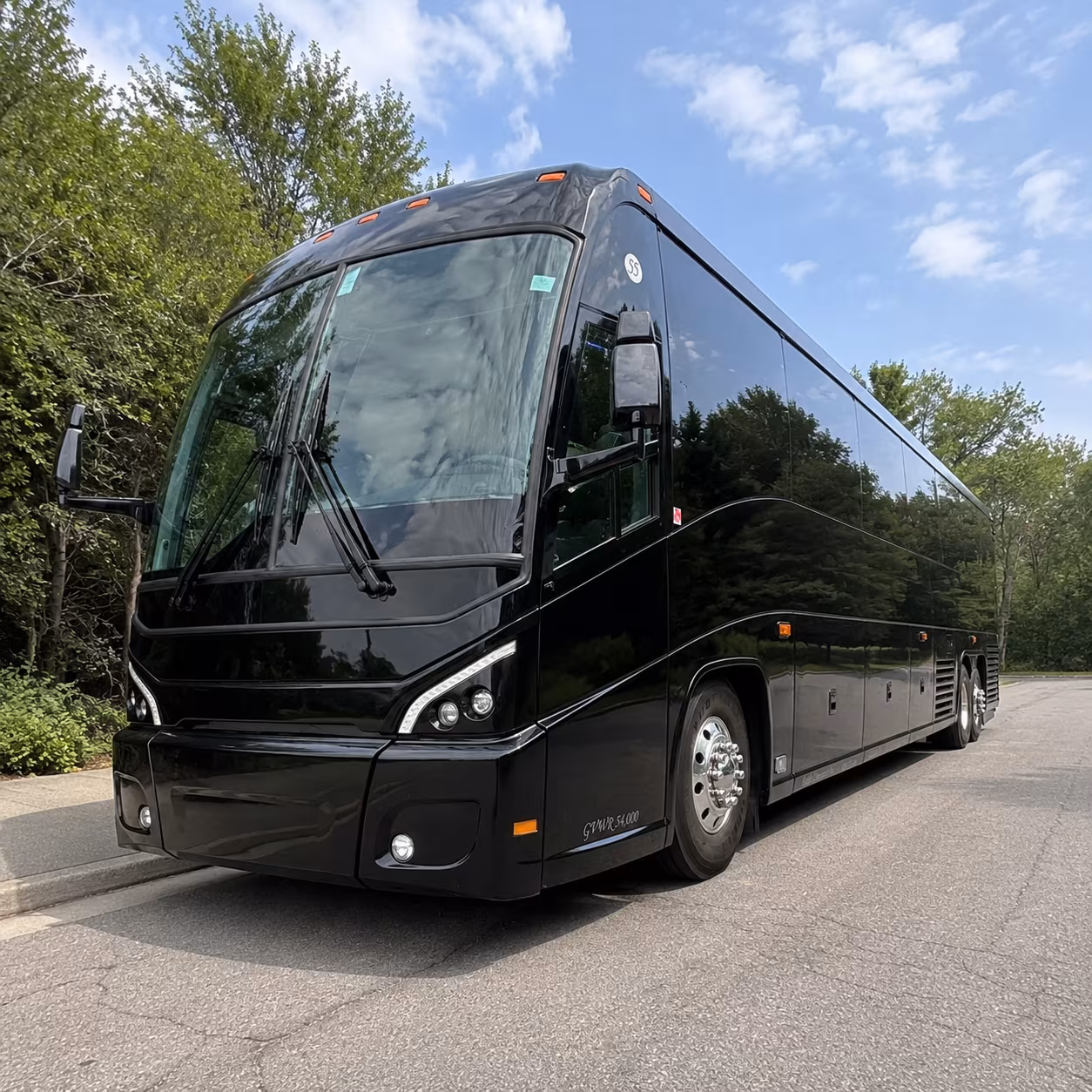 detroit to chicago long distance charter bus trips on i 94